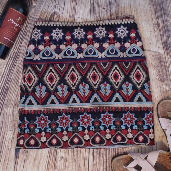 Ellison Dresses & Skirts - Ellison Size Small Embroidered skirt